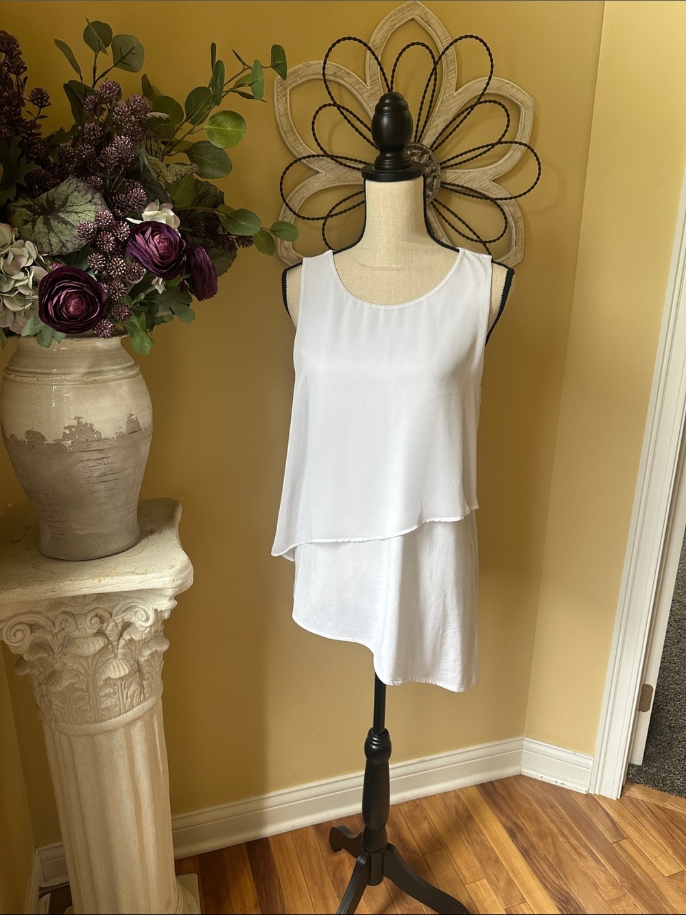 White House Black Market White Layered Sleeveless Camisole